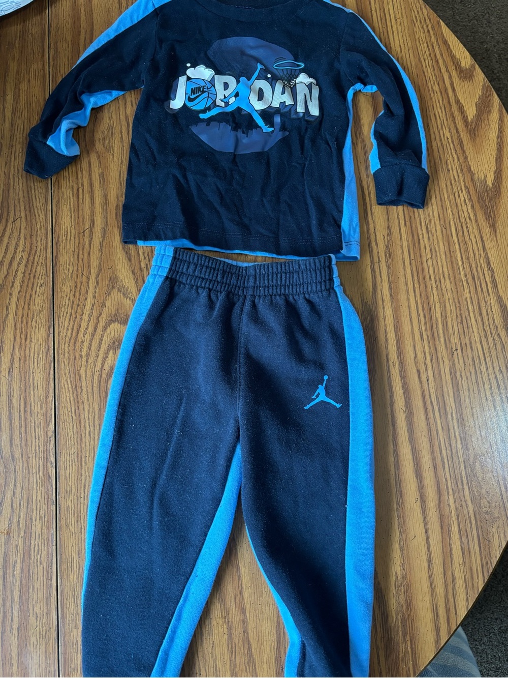 Jordan Kids Black & Bright Blue Joggers - Youth Athletic Pants